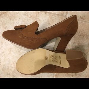 Chelsea Crew light brown suede heels.